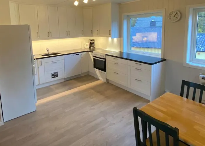 Inger- Og Petterhuset Сasa de vacaciones Sørvågen